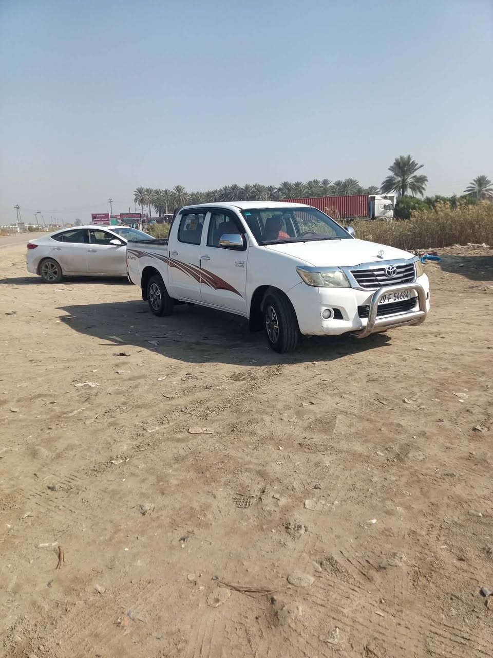 السلام عليكم بيكم 2014 شاصي 12  كير عادي سنويه بسمي رقم واسط سونار بل موجود بل منشور  مكينه عل شركه لا تنقيص لا تبخير ***********
