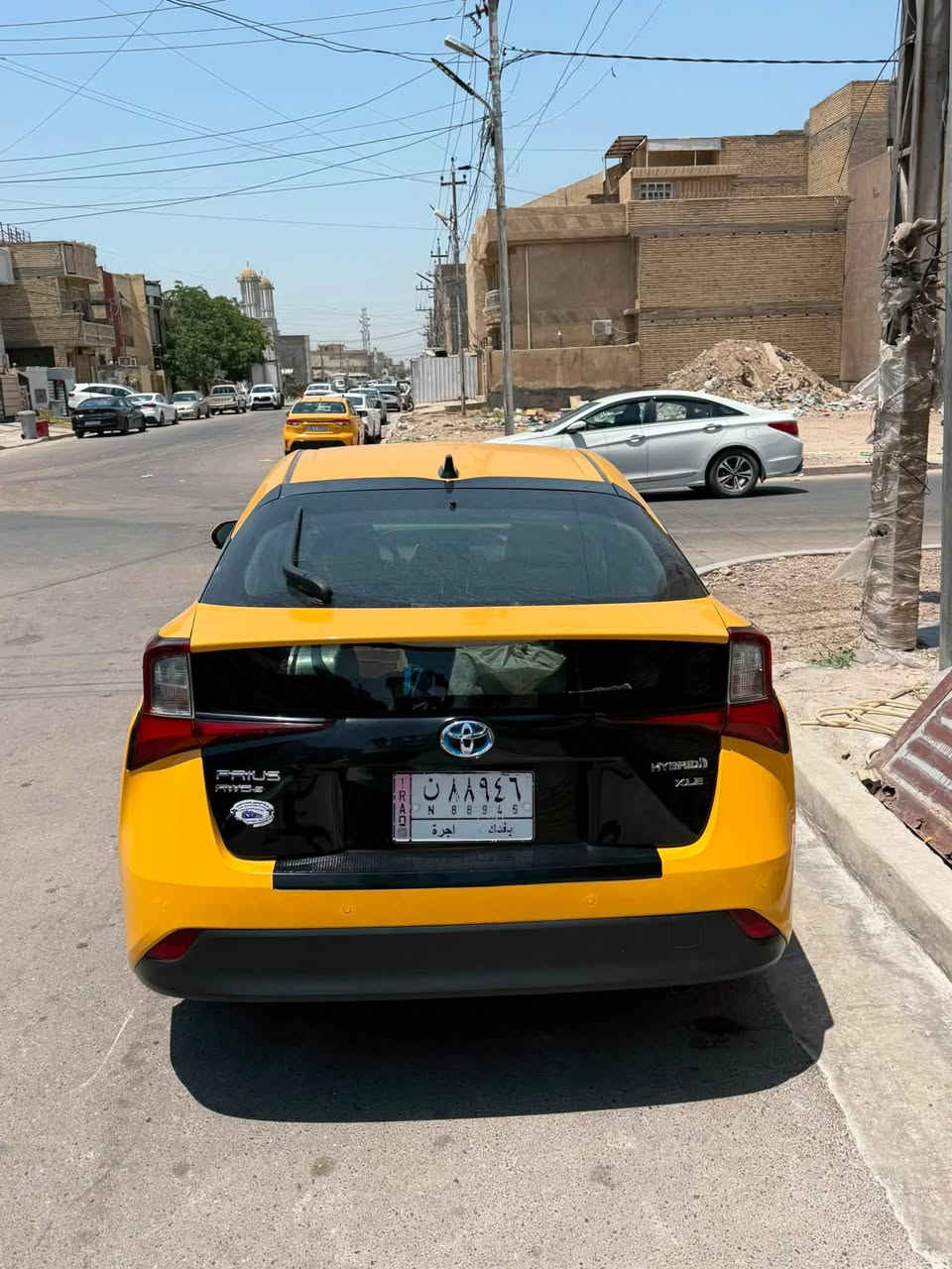 السلام عليكم

للبيع تويوتا بريوس هايبرد  محرك 1800موديل 2022

‏XLE فول مواصفات 

حساس امامي خلفي رادار امامي وجانبي تحديد مسار

كشنات جلد تدفئة تبريد سترين تدفئة ماسحة خلفية

لايت لد وزنون بصمة دخول ذكي ماشيه 73

حادثها تبديل جاملغ الامامي جهة الصدر فقط وتصليح بسيط بصفحة السايق 
بجم كبس تبريد وراديترات اصلي شركة بلادي 

((لغد شاصي دواخل وحجر بيئة كفاله)
 

  السيارة باسمي تحويل مباشر 

صور الحادث موضحة مجرد الدبل طالع من الصفحة
لغد ودواخل كفاله 

السعر 120 ورقة وبيها مجال

مكاني بغداد الكرخ

الي ما تعجبه السيارة يدعيلنا بلرزق

للاستفسار واتساب

***********

