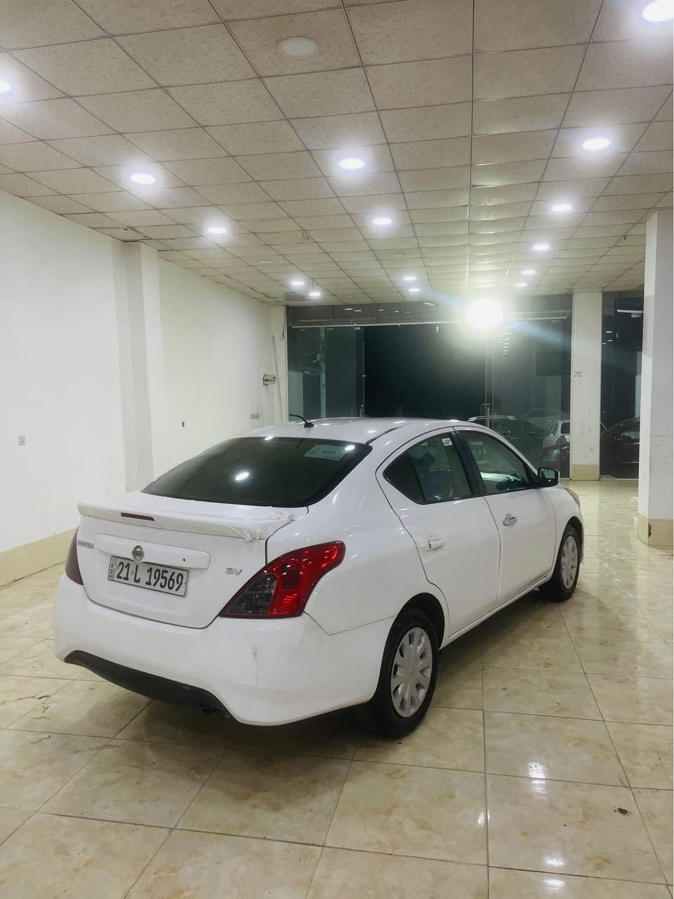 nissan versa 2017
سه ياره كه  ٥ پارچه ى بۆياغه  ته قه و ڕه قه به شه رت 
گێڕوو مه كينه ته بريد به شه رتوو زه مان تازه سێر ڤزى كاملى بۆ كراوه سه ياره كه كه م ڕۆشتوه 
غه رامه به ناو كردن به شه رت 
سه عرى ٨٧$ وه ره قه كه مه ك مه جال
*********** أربيل, العراق
