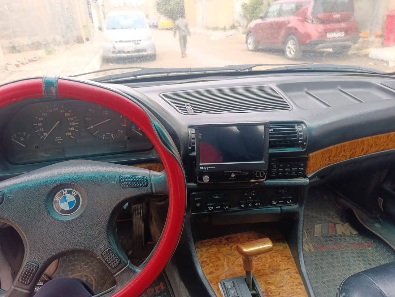 سلام عليكم BMW للبيع والمراوس
735 حسب القناقة مكاني كربلاء
وتساب***********
