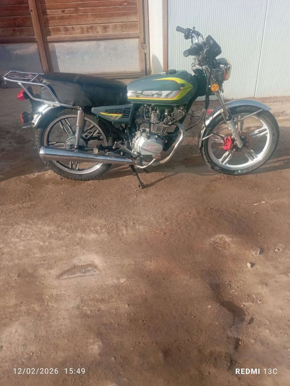 السلام عليكم دراجه ايراني للبيع مفتوحه هندر وسلف كهربائات كلهه  شغال السعر 300 مكاني بغداد الدوره التواصل اتصال فقط هاتف *********** بغداد, العراق
