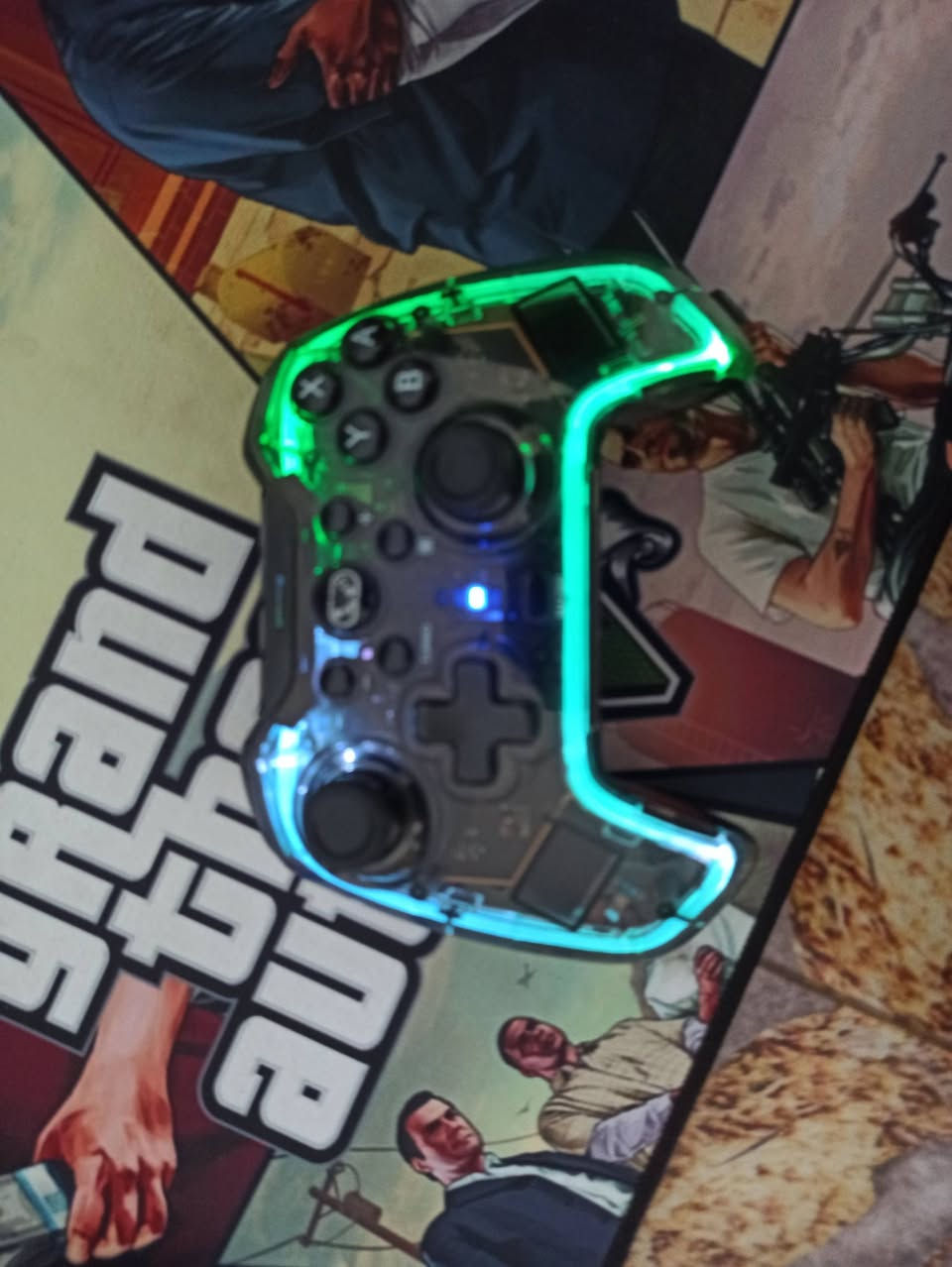 السلام عليكم اخوان جوستك STK-704ORG إحترافيه RGB متغير كوالتي فوووول تشتغل (PCـPS4) وحته نينتندو سوتچ والموبايل السعر 20 الفففف متوفر توصيل جميع محافظات العراق


**إذا كنت صاحب هذا الإعلان وتريد حذفه لأي سبب، رجاءا أرسل رسالة إلى الدعم الفني**