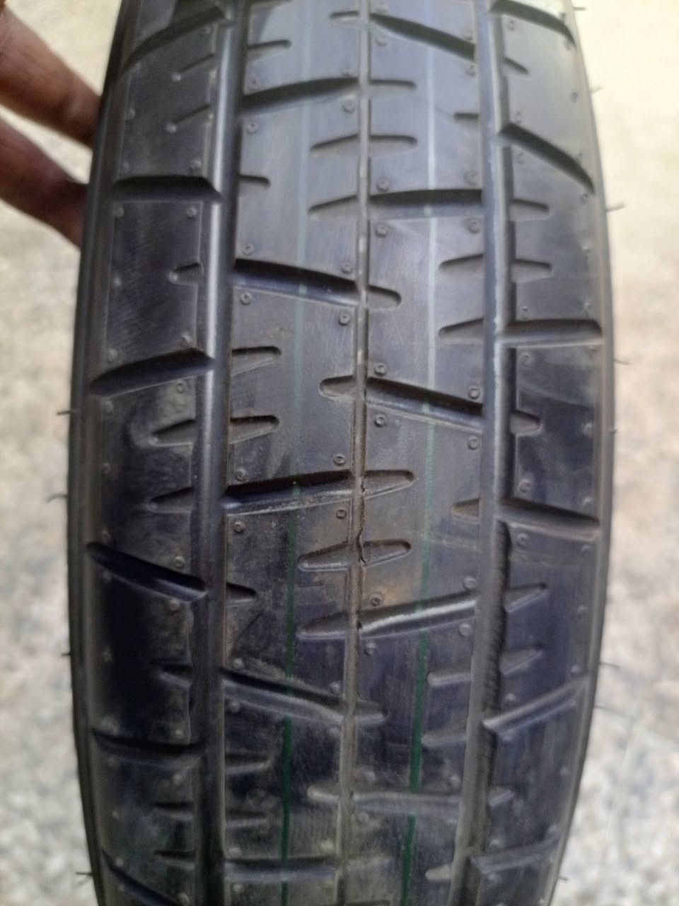 السلام عليكم يتوفر اسبيرات هوندا اكورد وسيفك لدا خدمات العالميه زورو موقعنا شارع فلسطين مجاور كنافه القدسي يوجد خدمه توصيل كافه المحافظات ***********
