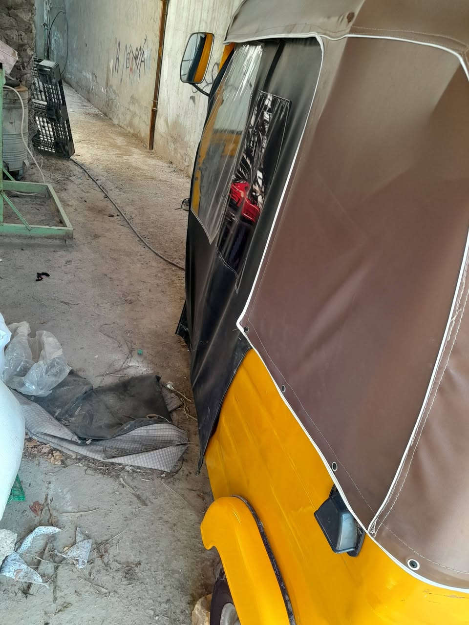 سلام عليكم تكتك لبيع رقم  وسنويه بسمي  ١٩ شهر ١٢ يوم ٣٠ ضربتهه بل صفحه مكينه توني مجفته أكفلكياهه من التنقيص والتبخير رقم ***********
