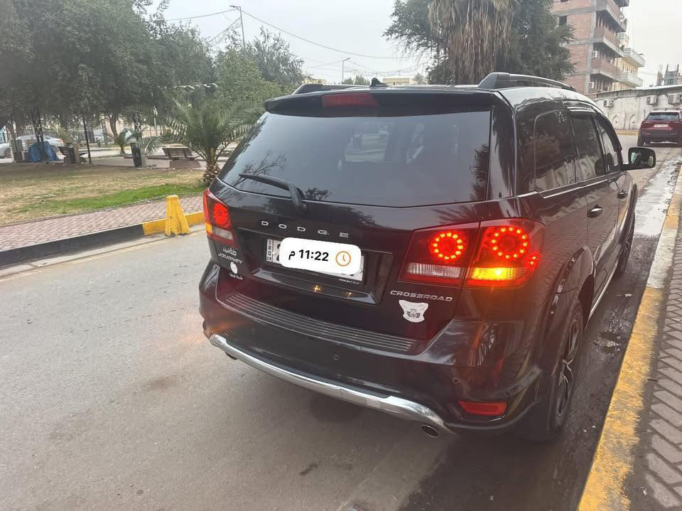 بلاك توب 

رقم سليمانية 
ماشي 150 الف فقط 

محرك 6

🔵 السعر  155$

                                  🔵 الـــــمـــواصــفـــــات 🔵

🔷بصمة تشغل 
🔶دخول ذكي
🔷كروز كنترول 
🔶شاشة كبيرة
🔷كامرة دوارة
🔶كراسي الامامية كهرباء 
🔷تشغيل عن بعد
🔶حساسات خلفية 
🔷هيترات بالمري
🔶3 قطع تبريد 
🔷 شاشة خلفية 

                                        🔵الـــــــضــــــرر 🔵

جاملخ امامي فقط بدون ايرباك 

مكان السياره بعقوبة ديالى 

***********.آسيا 
 سلام الجبوري
