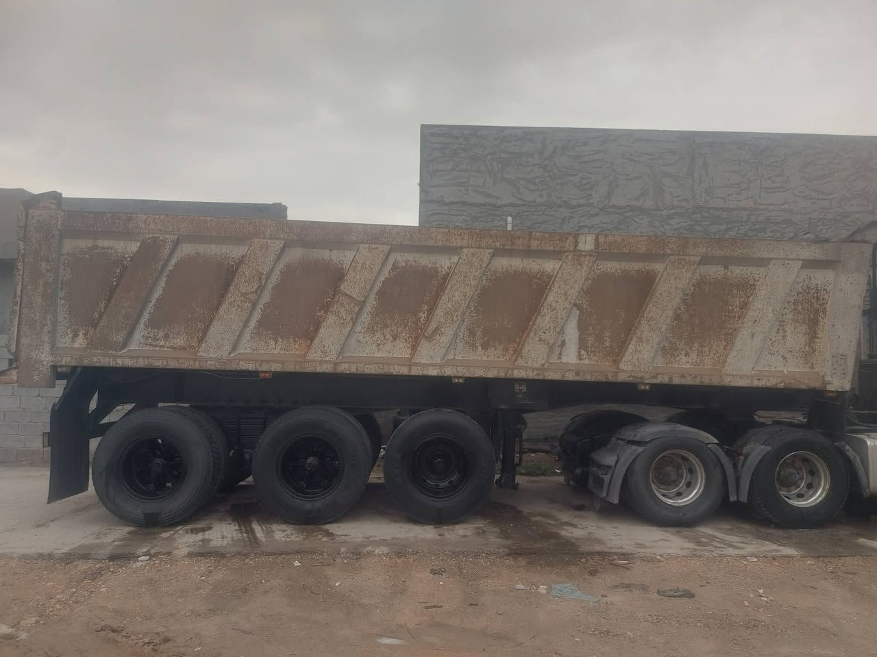 عربانه البيع ناصر أحمد 31 متر 
***********
