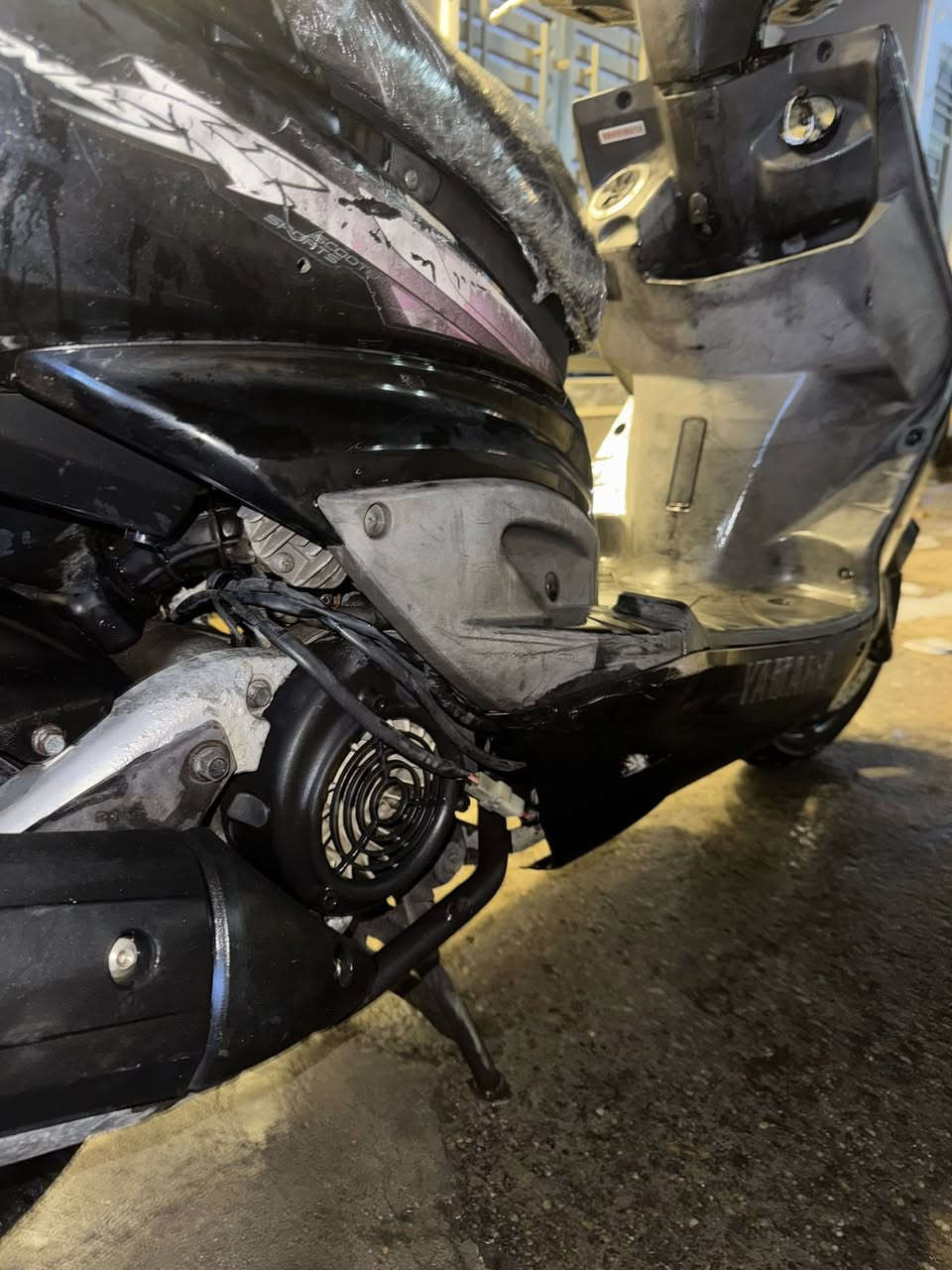 السلام عليكم أعاده نشر بسبب الوعود الكاذبه سكنس فحل كابريتر كوري صار شهر و20 يوم منزلها رمبه نضافه كدامك بل صور ايشي مناقصه ودراجه خير من الله للاستفسار *********** مكاني بغداد الكرخ
