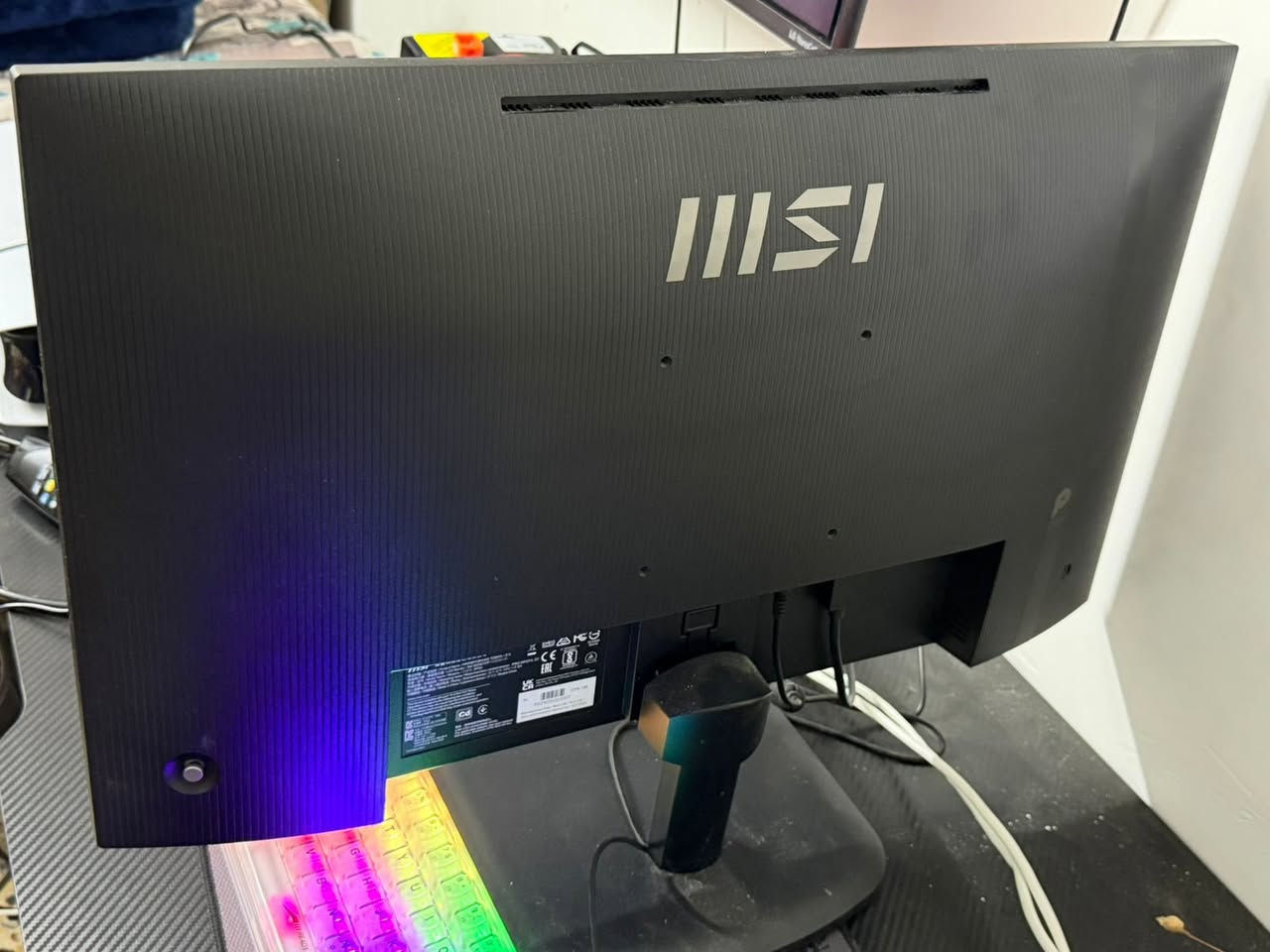 السلام عليكم  شاشة msi 120hz للبيع ب125الف
بلاضافة الى ميز كيمنك ledب٨٠الف +ماوس ب20+كيبورد ب25 مكاني بغداد البياع رقمي ***********
