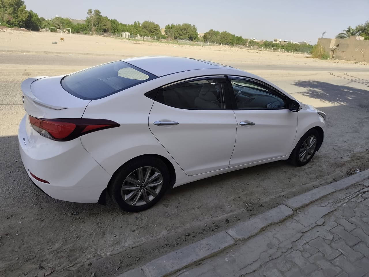 السلام عليكم 
النترا 2015 خليجي 1800
مكفولة من صبغ وتبديل 
فول مواصفات عدا البصمة 
رقم نجف دولي 
السعر 120
المكان النجف 
للاستفسار الاتصال على الرقم ***********

