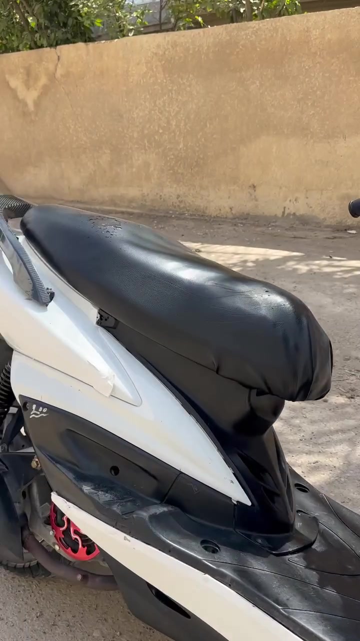 السلام وعليكم دراجه سكنس للبيع لدراجه موالمه وحلوه وكاعده عنوان ديالى بعقوبه للاستفسار اتصل:***********
