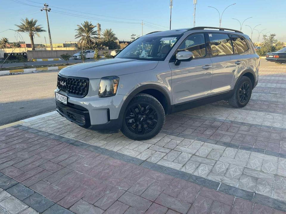 كيا تلورايد 2024 للبيع🚘
خير من الله فول مواصفات سيارة نظيفة جداً ومميزة
▪️ رقم بغداد
▪️ ممشى 17 ألف كم حقيقي
▪️ تحويل باسم المالك
▪️ داخله غرق
▪️ فتحتا سقف
▪️ تشغيل عن بُعد
▪️ رادارات وحساسات محيطية
▪️ مواصفات عديدة وجاهزة للاستخدام
السعر 325وبيها مجال 
📍 العنوان: الناصرية 
حجي علي العكيلي 
***********
***********
