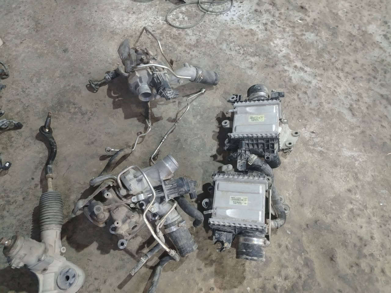 سلام عليكم أغراض انفنتي Q50 الله يشهد بجيس سياره ماشيه 20الف استفسار ***********
