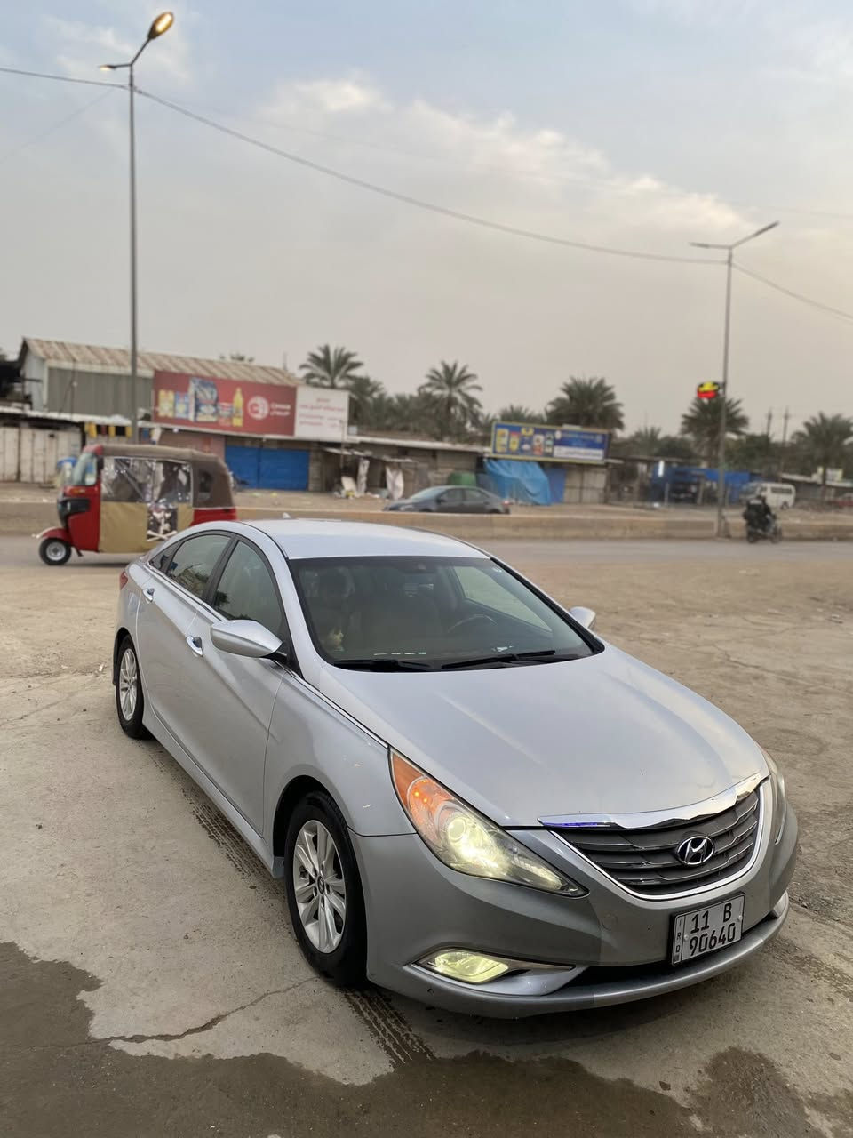 السلا عليكم
سوناتا 2014
وارد امريكي
رقم بغداد
السياره بسمي تحويل ثاني يوم
سياره حلوه وخير من الله 
ماشيه 84ميل
ضررهة جاملغ عكس السايق وبنيد الجاملغ مبدل اصلي وبنيد بس مصبوغ 
صور السونار موجوده
كير مكينه كله مكفول
مواصفات معروفه نص
السعر:118وبيه مجال قليل 
المكان:بغداد الراشديه
الاستفسار:***********
