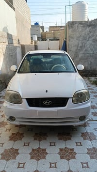 هونداي أكسنت موديل 2004 مزاد وزارة الداخلية بيها كتاب ترقيم وكاله عامه...