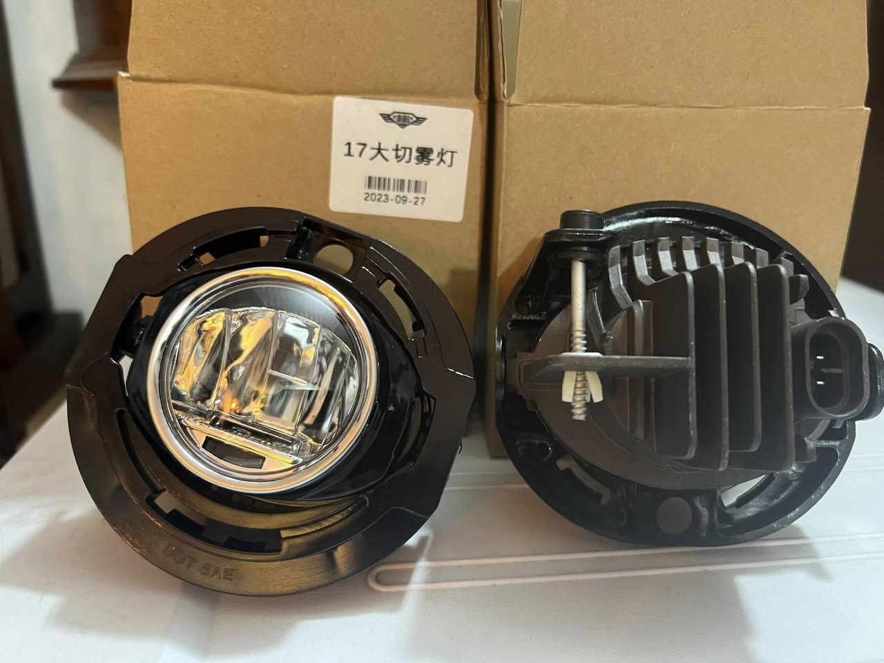 سلام عليكم … من رخصة الادمن (غراض جارجر للبيع )
1- كيجات وارد كندي عداد 260 السعر 150 الف .                          2- بروجكترات لد زوج السعر 35 الف .                                       3 - فلتر شوته كي اند ان السعر 50 الف .                                    4- لدات دعامية بيهن واحد بدون جامه السعر 25 الف .


**إذا كنت صاحب هذا الإعلان وتريد حذفه لأي سبب، رجاءا أرسل رسالة إلى الدعم الفني**