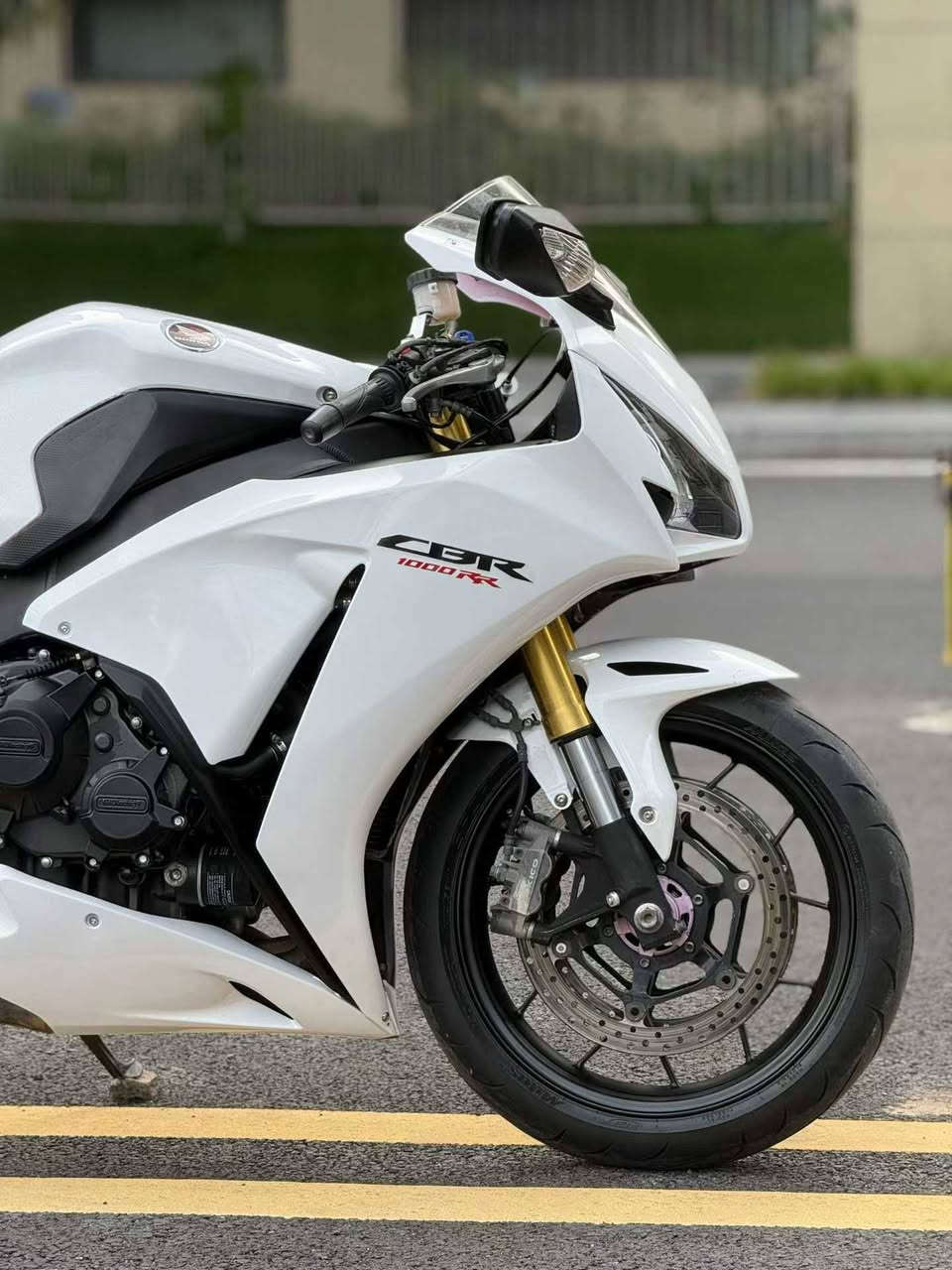 صباح خير
CBR 1000RR
2016
55ورقه

ضمان  محرك گير بدون حادث
هزا دراجه بل خارج 
بعد ٤٥-٩٠ من دفع وصل سليمانيه
***********
***********
***********
اعزا كرام كل دراجات بل خارج بعد ٤٥-٩٠ وصل 
أعتذر إن تسببت هذه المنشورات في مشاكل لبعض الأشخاص.
أي شخص لديه شركة نقل في الصين أو اليابان، سأرسل الدراجة النارية إليه. جميع الدراجات النارية أرخص.
٥٠٠$
وبالمناسبة، هذه الأسعار صحيحة.
لقد صُدم بعض الناس بشدة، يا أعزائي.
أؤكد لكم أنني سأجعله أرخص آنشالله 
شكران للمدير كروب
https://www.facebook.com/share/g/1EGGciZoob/
‏https://www.tiktok.com/@madeinjapan919?_r=1&_t=ZS-92jOpMF0D3q
‏https://www.tiktok.com/@samuraiskill1?_r=1&_t=ZS-92jOrywJb6u یمکن تابعنی علی تیک توک
