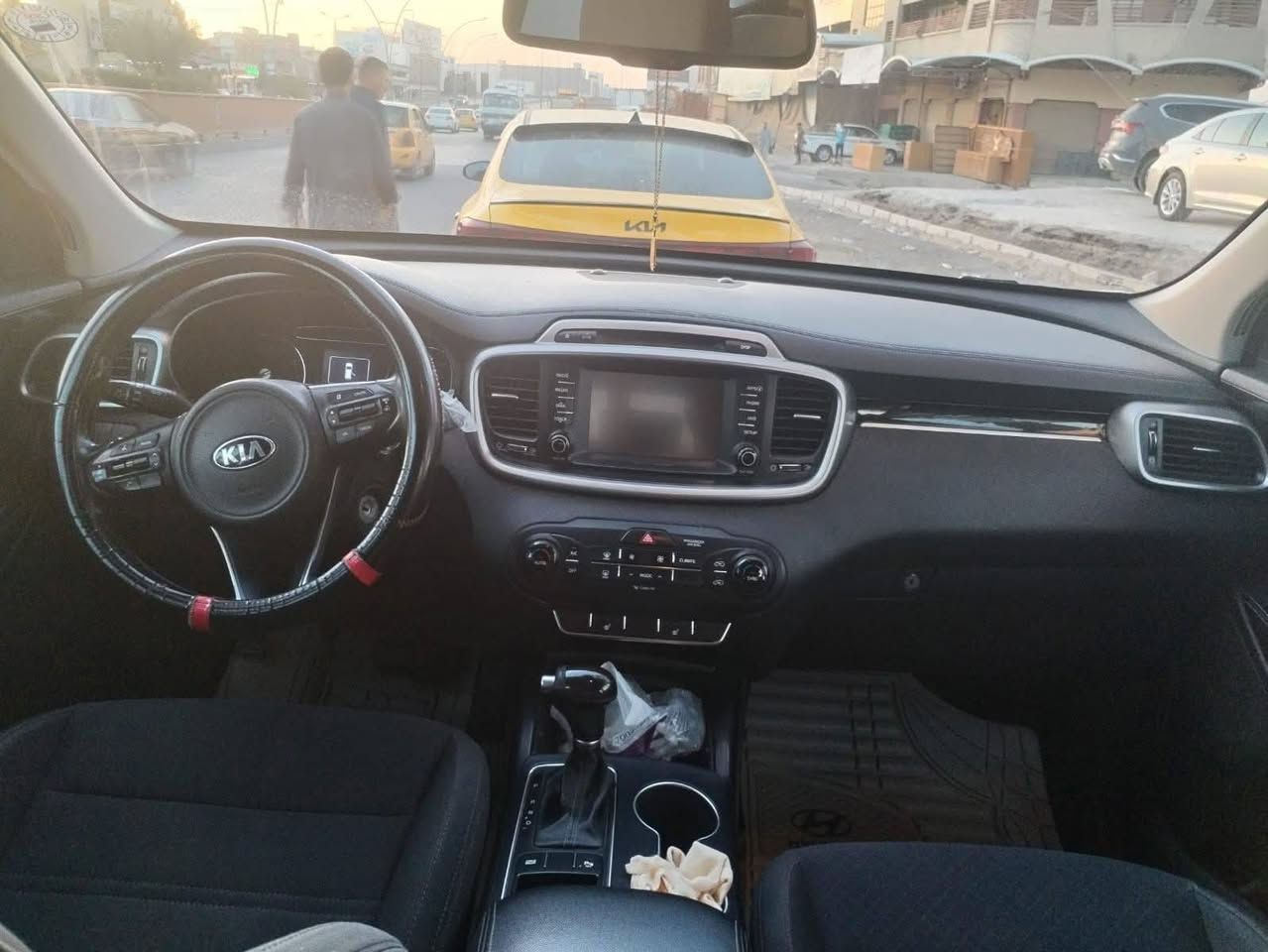 السلام عليكم وحياكم مكتب المدين وياكم 👋
سورنتو ٢٠١٨ امريكي 🇺🇸
رقم أربيل انكليزي وسنوية جديدة تشتري من الشرعي🚦
كابون بنزين بيها ⛽
محرك ٤ سلندر شرط  🏧
ماشية ٩٢ كيلو 🆕
مواصفات نص فول، 🪬
ضررها باب السكن وبيها نص صندوك بدون دواخل 🛠️
السعر ١٧٠ وبيها مجال 💸

🕙اوقات العمل  من الساعه العاشرة صباحا الى الساعه العاشرة مساءا 
 🔴 قفل ماكو بالتلفون رجاءا تعال شوف قيم واخذ بسعر الي يعجبك

العنوان :- مكتب المدين لبيع وشراء السيارات الموصل موصل الجديدة شارع بغداد مقابل جامع الاغوات
 
الاتصال ع الارقام 
***********
***********
