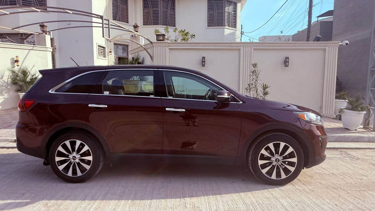 للبيع ***********سورنتو موديل 19 أمريكي بيها صبغ باب السائق والخلفه بدون حادث اثر شخط السيارة جديدة جدا محرك 2400 محرك وكير مكفولات من الفتح ماشيه 69 السيارة جديدة جدا وجاهزه السعر 185 مكان السياره كربلاء المقدسة مكلف بالنشر اتصل على الرقم كربلاء, العراق
