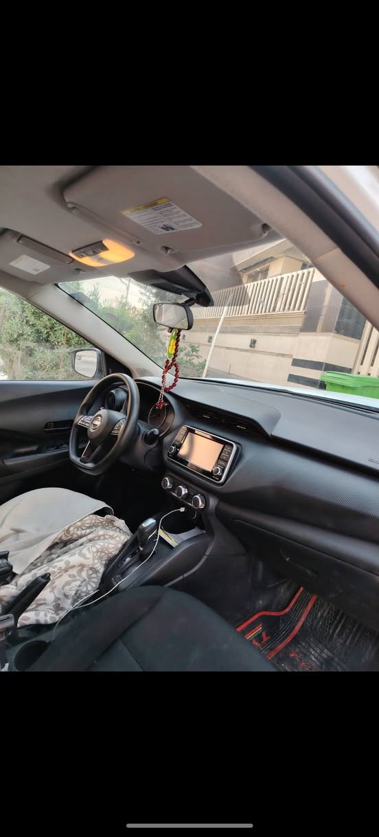 السلام عليكم ورحمة الله وبركاته
نيسان كيكس ٢٠٢٣ 
رقم بغداد الدولي تحويل ثاني يوم
_______________
تراكشن
راداد جانبي
تنبيه تصادم
تحديد مسار
حساس خلفي
بصمة 
شاشة وكاميرا
مخمل
___________
حادث دعامية اماميه فقط ومصلحة نفسها صور الحادث مرفقة السيارة بدون بارد بدون تبديل بدون ايرباك لاصبغ ولاتبديل ماشية 32 ألف ميل 
___________ 
السعر 145$ وبيها مجال *********** واني بخدمة الطيبين بعقوبة, ديالى
