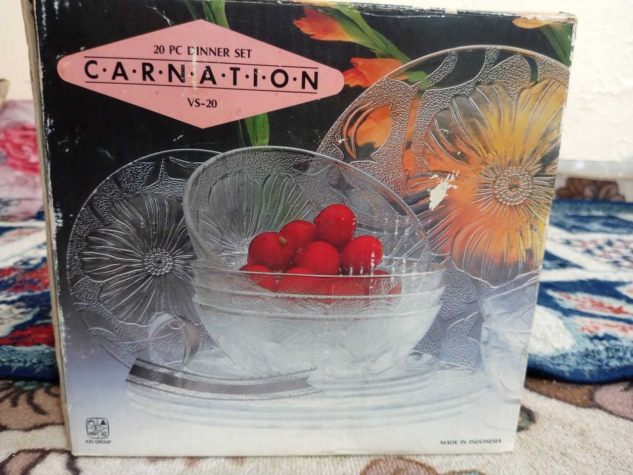 بلم صناعه بلغاريا القياس 35سانتيم العدد4مع سيت صناعه اندنوسيا يعني تحف قديم جيل الطيبين مال الثمانينات التواصل واتساب ***********
