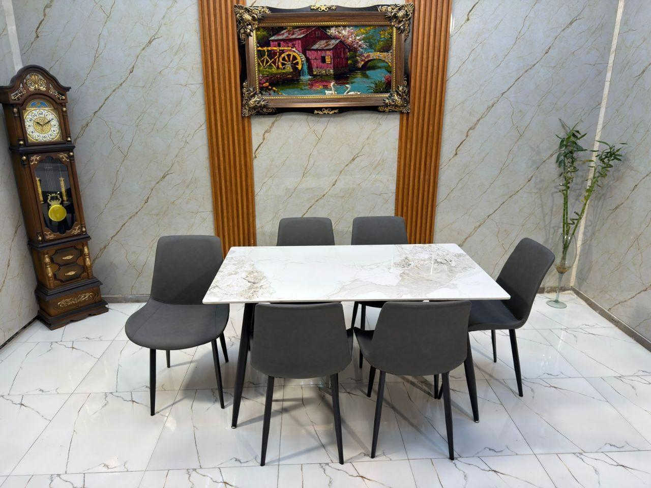 السطح: بورسلين مسلح أو رخام مزجج، يتميز بمقاومة الخدش والحرارة وسهولة التنظيف.
الهيكل: أرجل حديد مغلون مصبوغ حرارياً لضمان المتانة. بغداد, العراق


**إذا كنت صاحب هذا الإعلان وتريد حذفه لأي سبب، رجاءا أرسل رسالة إلى الدعم الفني**