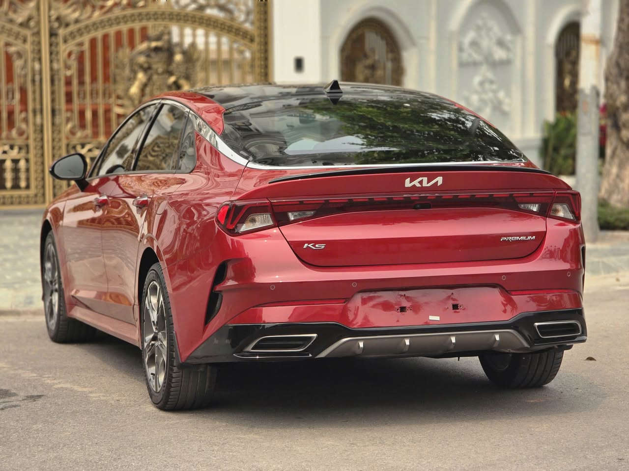 Form sedan hạng D thể thao, nội thất rộng rãi, option cao cấp giá chỉ còn hơn #600tr

🚗 KIA K5 PREMIUM 2.0AT 2022 – Đỏ sang trọng - odo 5,6v km
• Máy số zin, vận hành êm ái, cực kỳ đầm chắc
• Xe gia đình sử dụng kỹ, giữ gìn đẹp

✅ Cam kết xe không đâm đụng, không ngập nước, odo chuẩn

📞 Liên hệ/Zalo: 0327 761 536


**إذا كنت صاحب هذا الإعلان وتريد حذفه لأي سبب، رجاءا أرسل رسالة إلى الدعم الفني**