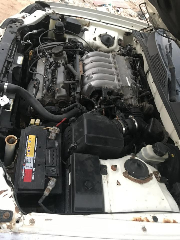 السلام عليكم
سيارة كيا اوبرس موديل 2006
السياره جاهزه وحلوه ونظيفه تبريد  شغال شاشة  
مكينه كير 6 سلندر لاتنقيص ولا تبخير  
حدادية تخم تاير السياره . رقم انكليزي سنوية لل30 هزة جديدة 
تحويل ثاني يوم 
عنواني بصرة كرمة علي 
رقمي ***********
