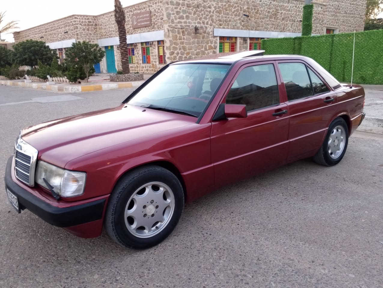 مارسدس 190 موديل 92 رقم سليمان گيرو محرك اونجي شرط سيارة جائز بيه فتحه قفل مركزي كهربائي شرط الصدر جديد طائرات جديد شرط تحويل وكاله مكاني كفري سعر 58 رقم تليفون ***********
