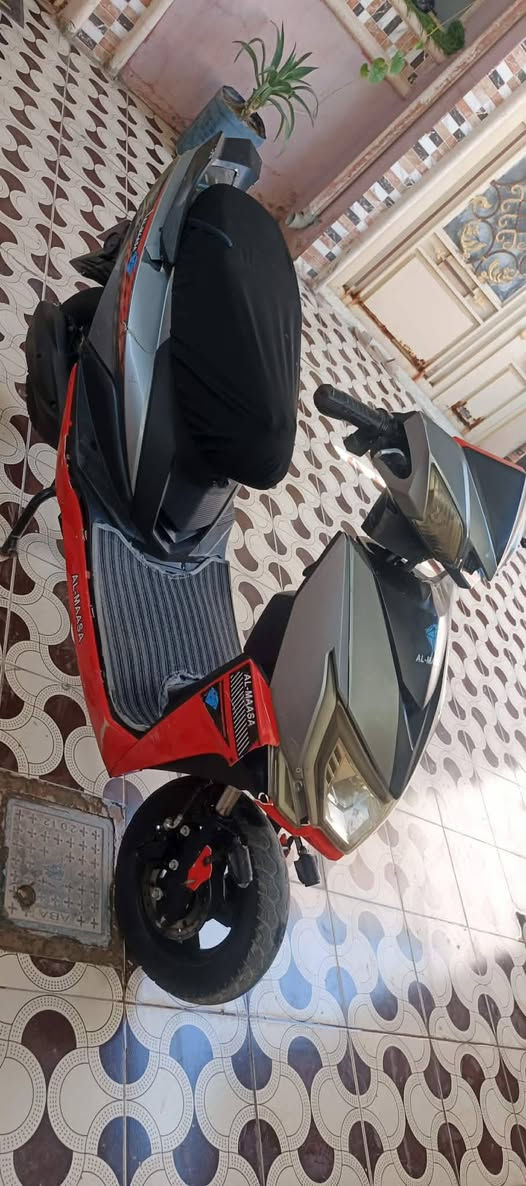 إسلام عليك دراجه للبيع 350 وبي مجال المكان فلوجه***********
