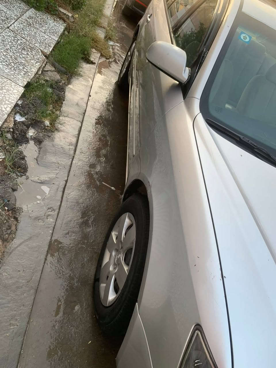 السلام عليكم سوناتا موديل 2008 بيهه بابين وجاملغ مبدلات نفس الون وبيهه جاملغ صبغ بدون شواصي ولغود ودوسه الجوى مبدله يعني بيهه صفحه بس حلوه وكاعده باسمي تحويل مباشر مكاني بغداد الغزاليه سعرهه 89 ورقه وبيهه مجال بسيط الشراي يتصل ويدلل 
***********
