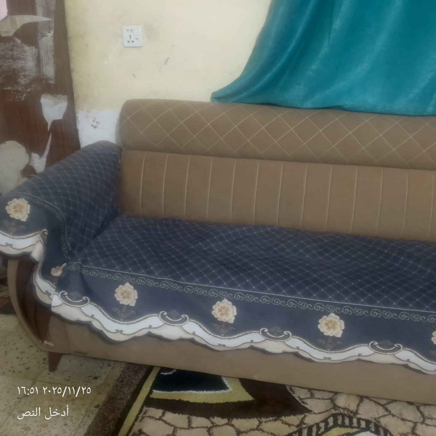 ***********
ديوان 10 مقاعد تصفال استعمال قليل نضيف كلش 
السعر 295 عرض خاص
