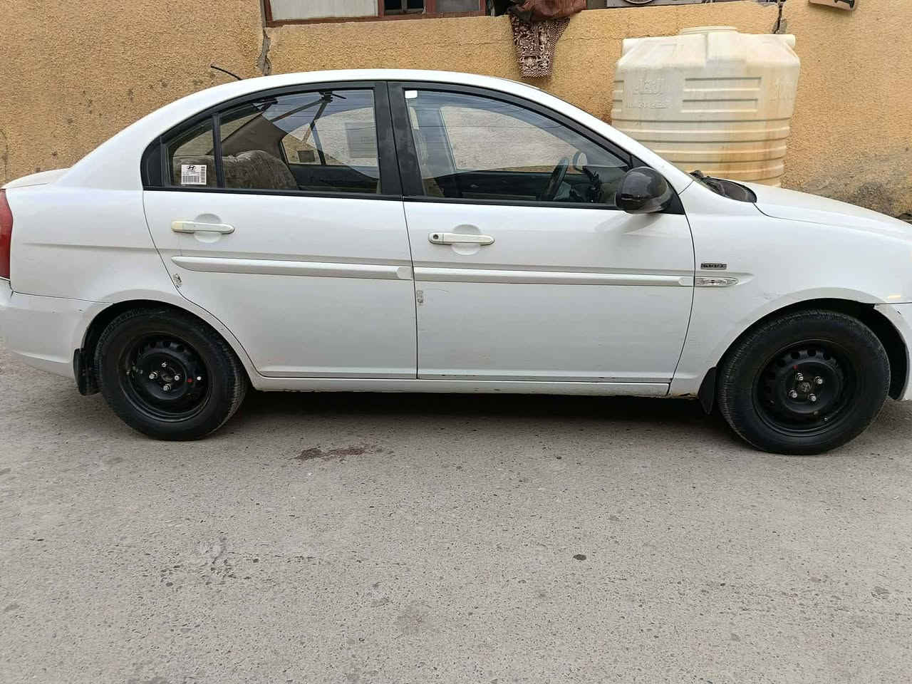 اكسنت مديل ٢٠١١ سياره نظيفه تبريد شقال صدر جديد تايرات جديد دوشمه جديد مكينه خير من الله بيه بارد قليل سياره سعره ٨٨ ورق  رقم بغداد بسمي بكاني جسر ديالى القديم فقط اتصال ***********
