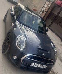 مني كوبر 2015 S  مكينة 4 سلندر  2000 تون بور تيربو ماشيه حاليا 125 الف...