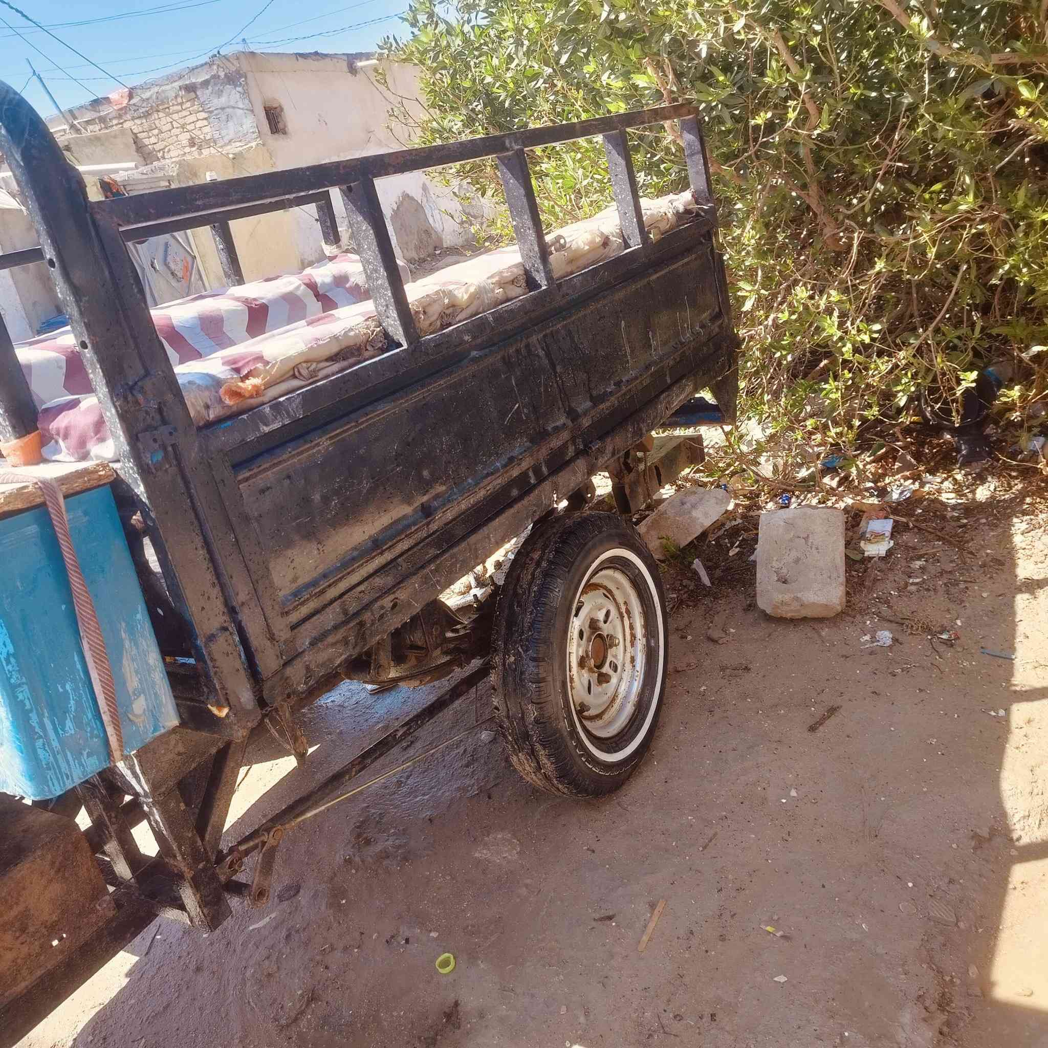 ستوته موديل 2009 محرك 2025 مامفتوح اكسن جمره ضفيره جديده رقم اسود وسنويه وراعيه موجود السعر 900 وبيه مجال المكان النجف ***********
