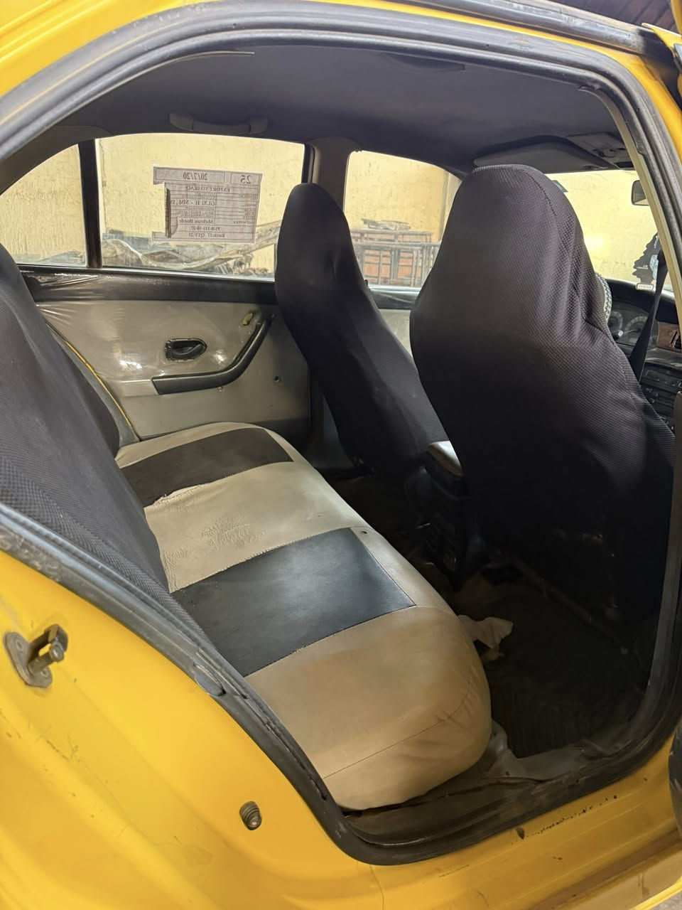 السلام عليكم سمند ٩ رقم بغداد انكليزي تحويل مباشر مصفره هيئه وغرامات محرك بي خيط خفيف كير نضيف تبريد شغال كشرها حلو سياره جاهزه السعر ١٨ وبيها مجال بغداد الزعفرانيه ***********
