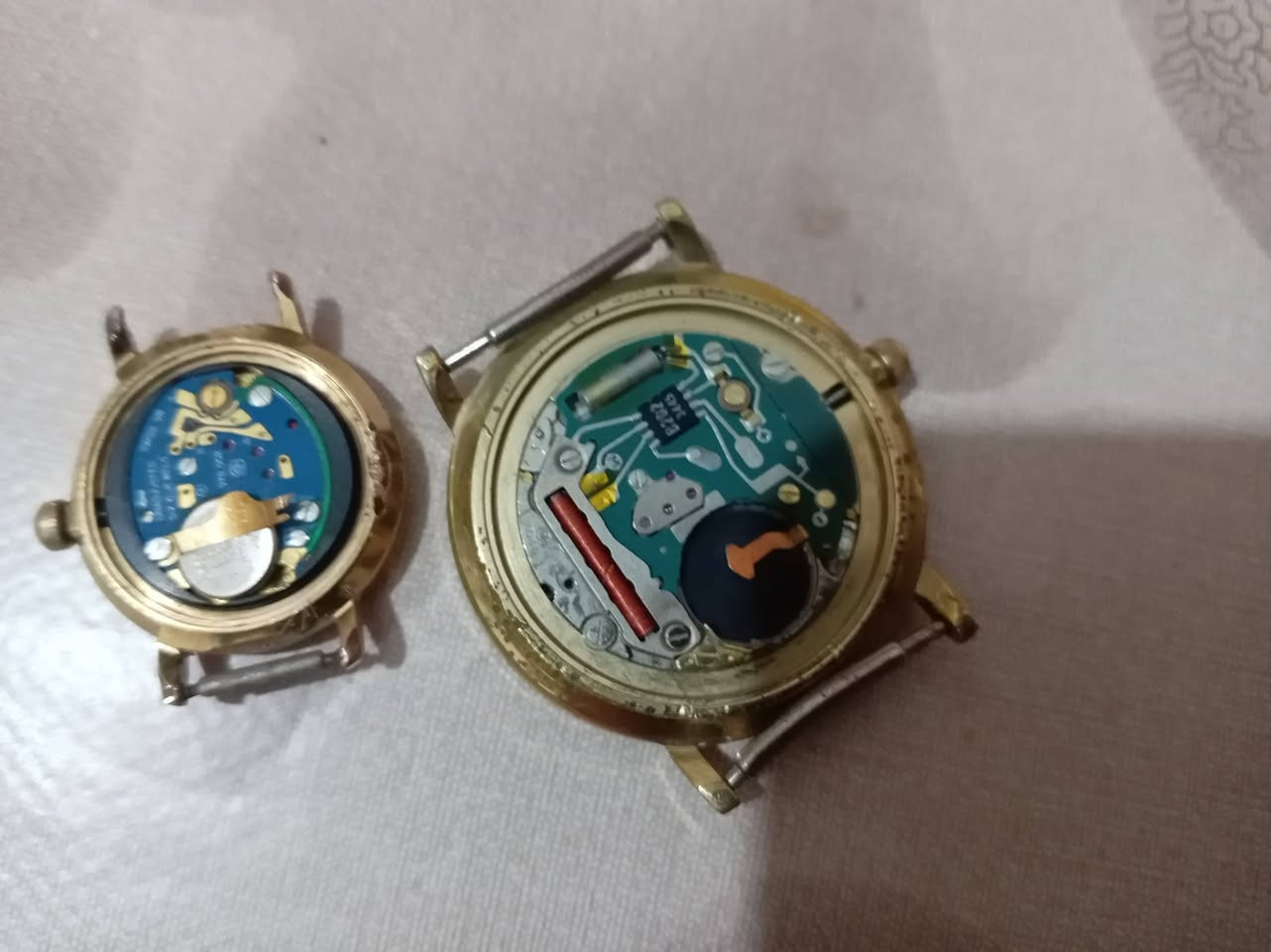 Montres rotary original مضليتان بالدهب لي بغاهم مرحبا privé


**إذا كنت صاحب هذا الإعلان وتريد حذفه لأي سبب، رجاءا أرسل رسالة إلى الدعم الفني**