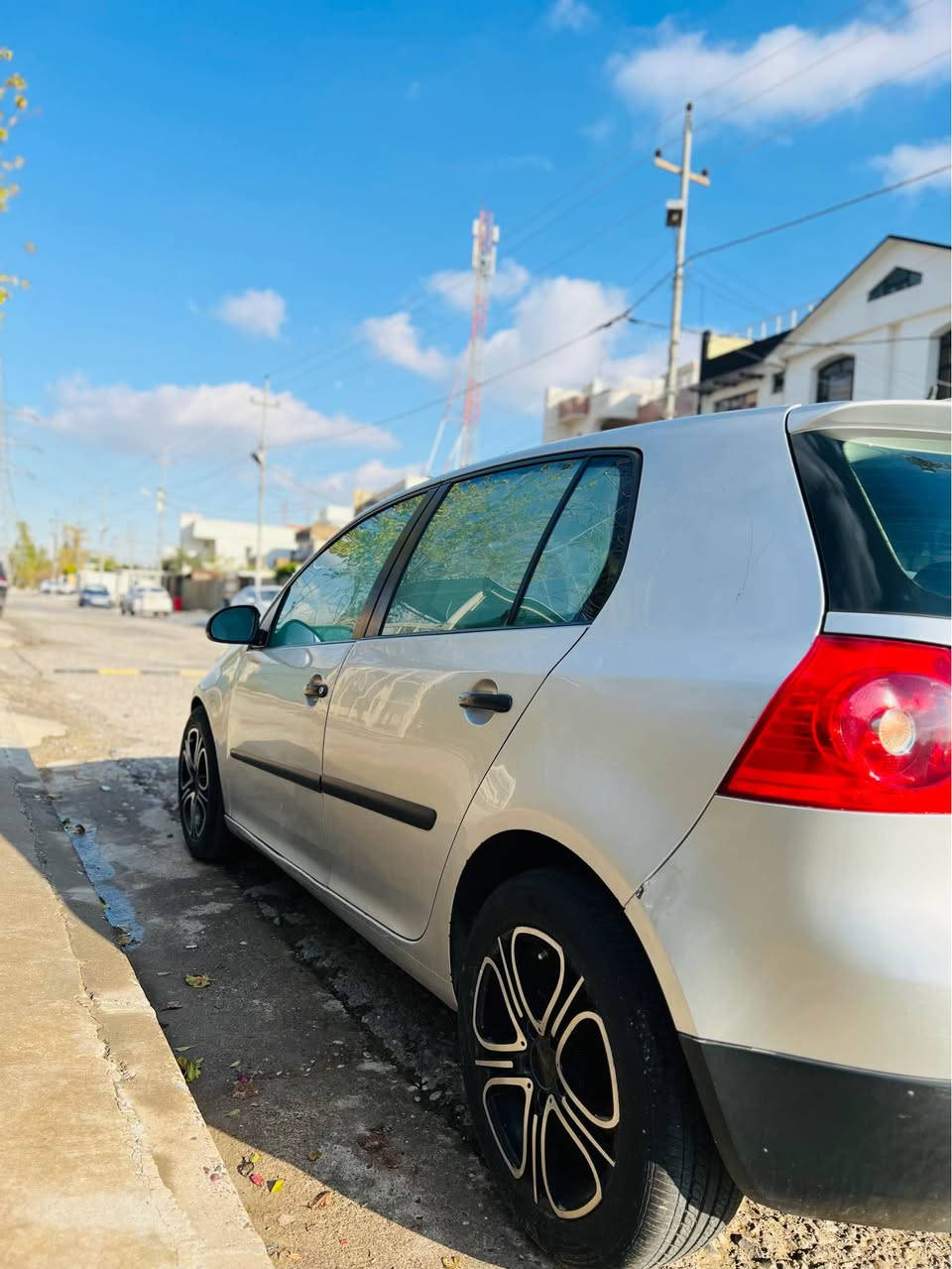 گؤلف 2007 ،گيرو مه كينه به شه رته ،ته نها چوار
پارچه ي هه يه ،پيشي جه مپي هه يه پشتي كه پيه
بؤزا نيا ري زياتر په يوه ندي به و ژماره موبايل بكه
((***********))📲 أربيل, العراق
