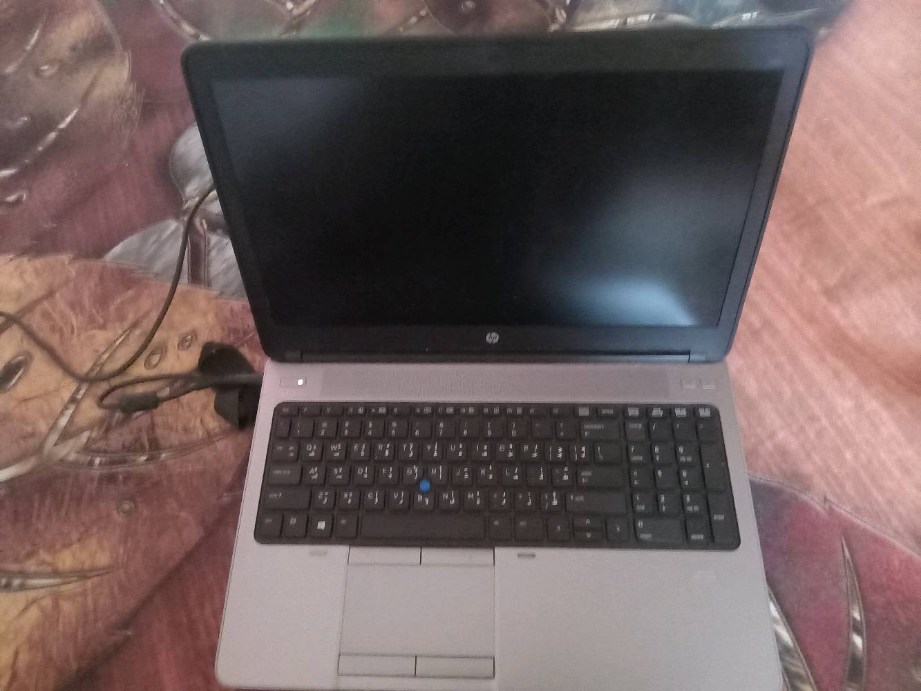 مكاني الزعفرانية
✅️اسم الموديلhp 650 g1
✅️معالج cori5 من الجيل الرابع 
✅️هارد ssd 256 كيكا
✅️الذاكرة العشوائيه للرام 8 كيكا
✅️شاشة 15.6 انج 
✅️كاميرا
✅️بلوتوث 
✅️وايفاي 
✅️فول كيبورد 
✅️مدخل cd + DVD
✅️ عددusb 5
✅️منفذ lan
✅️منفد display port

منصب بنظام وندوز 10  


Model        : HP 650 g1
Processor : Intel Core i5-4210M 2.60 Ghz
Ram.          : 8GB DDR3
Storage.    : 256ssd  gb
Graphics.  : 2GB Intel HD Graphic Card
Price.         