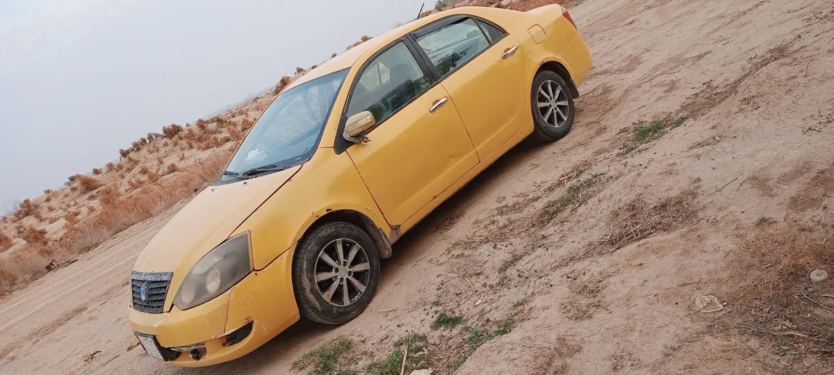 السلام عليكم سياره جيلي مكفوله موديل 12السنويه ل27 السعر 35وبيها مجال الاتصال ***********
