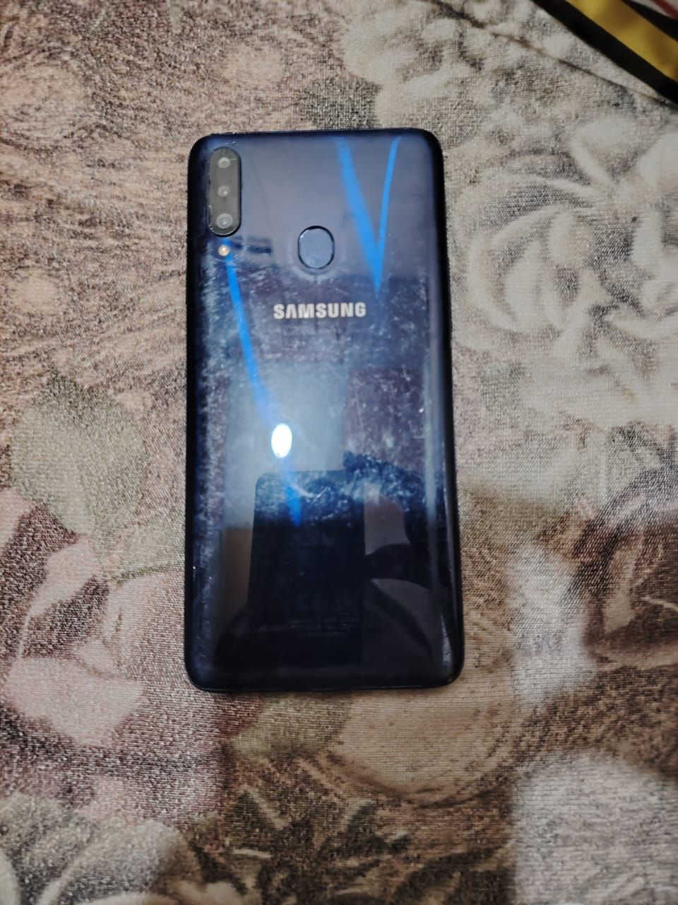 سامسونك A20S ذاكره 32 شحن تايبسي جهاز نضيف وشرط اي خلل مابي فقط مفتوح مبدل جامه السعر 45 مكاني موصل الايمن ***********
