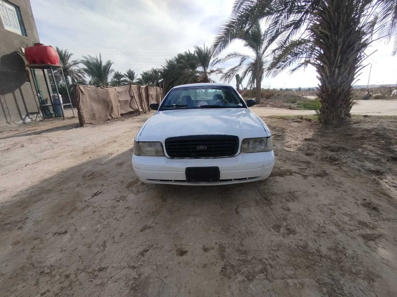 سلام عليكم سياره فورد مزاد كير ومكينه فيفيتي جدد حداديه نضيفه كهربائيات كلهه شغاله السعر 25 وبيهه مجال هاذه رقمي***********
