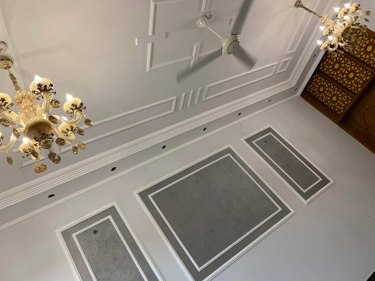 السلام عليكم
اخوكم عمر الصباغ مختص في مجال اصباغ وديكورات 
نصمم جمال مساحتك -حول افكارك إلى واقع ديكور
أصباغ - لمسات فنيه 
الاستفسار والاتصال على هذا الرقم :***********
