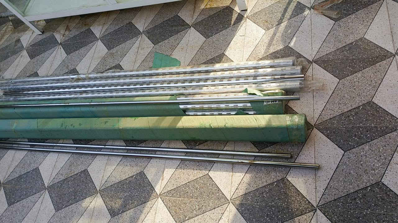 سلام عليكم استانات لبيع كامله مع متفرعاتها 36متر ب400وبيهن مجال جددمامستعملات بصره زبير ***********
