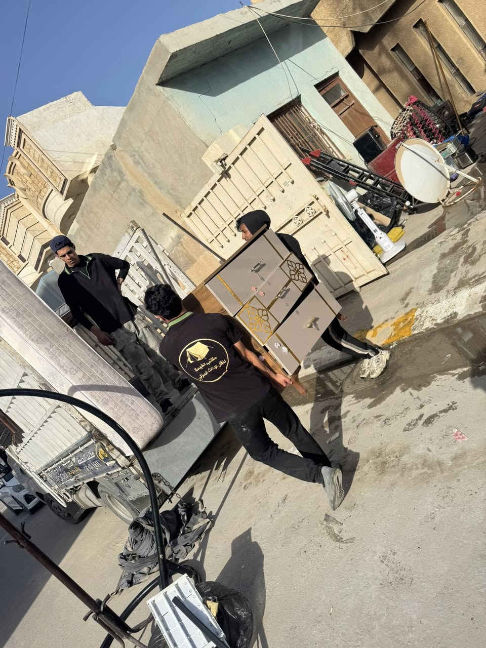 بسِِــــم لله الرحمـــان الــــرحــــــــمِ
مكتب الخيمة لنقل الأثاث المنزلي 🏡
نقل الأثاث 🔄 داخل أقضية ونواحي 🇮🇶
توجد جميع الكوادر التالية 👷‍♂️
فك وتركيب غرف النوم 🛏️🚻
فك وتركيب اجهزة التبريد سبلت 🥶🌬️
كادر تحميل وتفريغ 🏋️‍♀️🎖️
كادر تغليف البضائع 🎁
…………………………………………………….
بأنسب ألسعارِ 💹💸💵
معا ضمان الأثاث 🪪
……………………………..
العنوان 📍
الرمادي فلكة 5كيلو قرب قرطبة 🏪
،،،،،،،،،،،،،،،،،،،،،،،،،،،،،،،،،،،،،،،،،،،،،،،،،،،،،،،،،،،،،،،،،،،،،،،،،
***********
#شركات_نقل_في_الرمادي_الانبار_فلوجة_بغداد
#شركة_نقل_الاثاث_المنزلي
#مكتب_الخيمة_لنقل_الاثاث
#نقل_اثاث_المنزلي_مكتبي
#مكاتب_نقل_الاثاث
#مكتب_الخيمة
#شركات_نقل_الاثاث
#سيارات_نقل#
