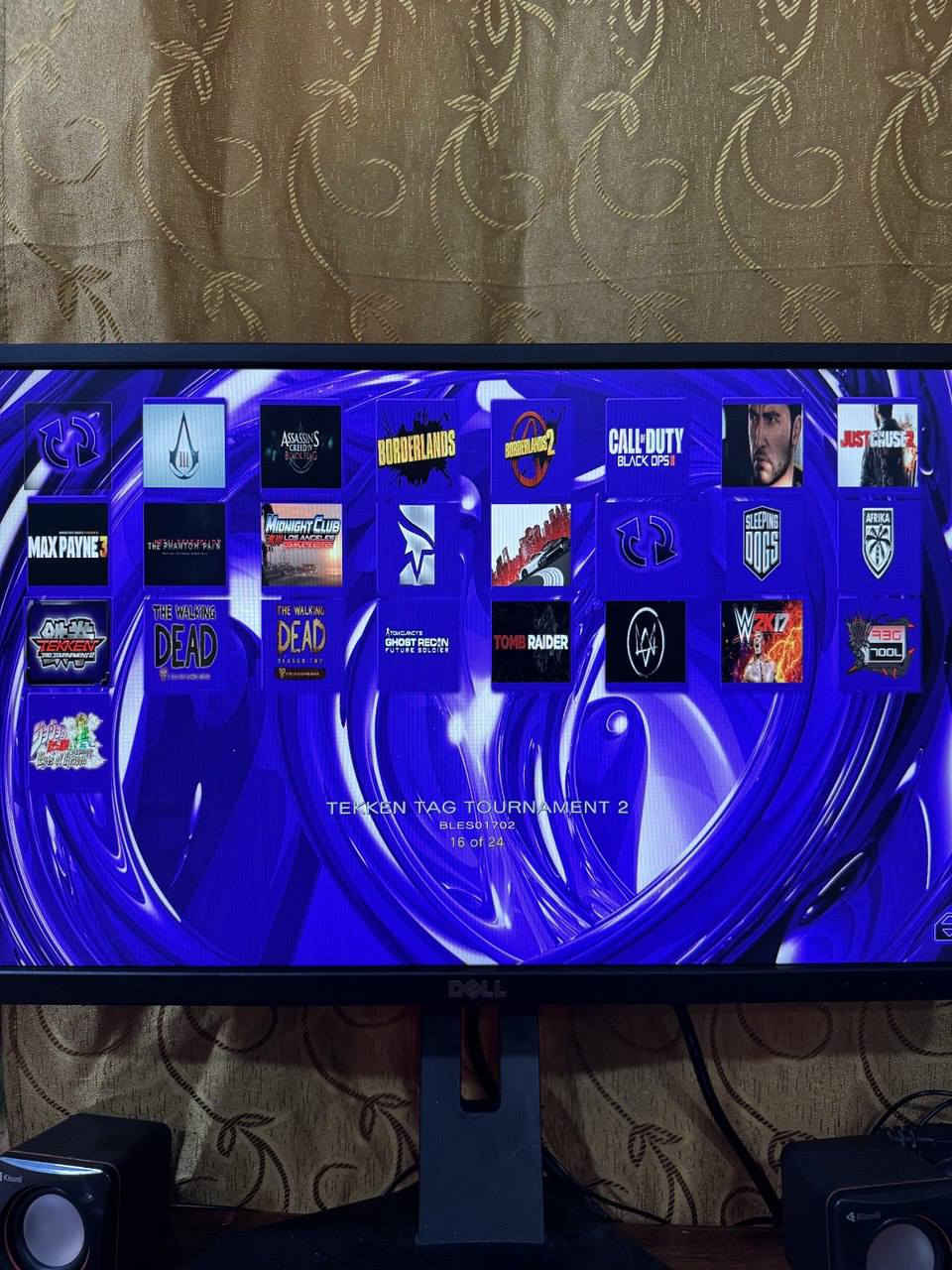 بلي ٣ مهكر نظام مكاتب ٩ و بيه ٢٧ لعبة
هارد ٣٢٠ الاصلي من الشركة هو و غراضه بس بدون باكيت
نظام كستم اخر تحديث و بيه مكاتب للبلي ١ و ٢ و ٣ و كل محاكيات الالعاب القديمة اكثر من 5000 لعبة يعني اي لعبة تريدها من الجيل القديم موجودة  
مبدله معجون حراري اصلي بايدي MX3
معاه ٤ يدات بلوتوث ٢ شغالات و ثنين بيهم خلل بالمثلث و الثانية ب L1
من الالعاب البيه كلهم قويات و مو اي شي:
Attack on titan   (انمي هجوم العمالقة)
Assassin's creed 3
Assassin's creed black flag 
Borderlands 1
Borderlands 2
Cod black ops 3 (مع كل اضافات الزومبي)
Driver san Francisco 
Hotline Miami 1
Hotline Miami 2
Just cause 2
Max payne 3
Metal gear solid 5: the phantom pain
Midnight club LA 
Mirrors edge
Need for speed: most wanted
Pes 2021
Red dead redemption 1 (مع اضافة الزومبي)
Sleeping dogs
Sniper elite 3 (مع كل اضافاتها)
Tekken tag tournament 2
The walking dead 1
The walking dead 2
Ghost recon: future soldier 
Tomb raider 
Watch dogs
WWE2K 17
JJBA: EYES OF HEAVEN (انمي جوجو)
بيه بس كم فطر بالخارج ما ياثرون عليه ابد
سعره ب١٢٠ و بيه مجال
العنوان: موصل/ حي سومر
المراسلة على الخاص او الواتساب فقط
***********
