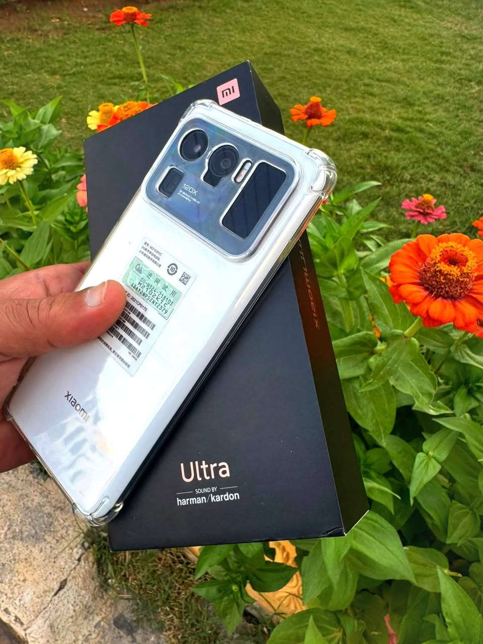 Xaomi 11 Ultra  العملاق
2 Sim انكليزي 

رام 12 ذاكره 256

نظافه 💯 يشبه الجديد

تصوير فيديو 8k مشبع الوان 🔥

وزن الهاتف 234 g

سعر 420 قفل

***********  دهوك
