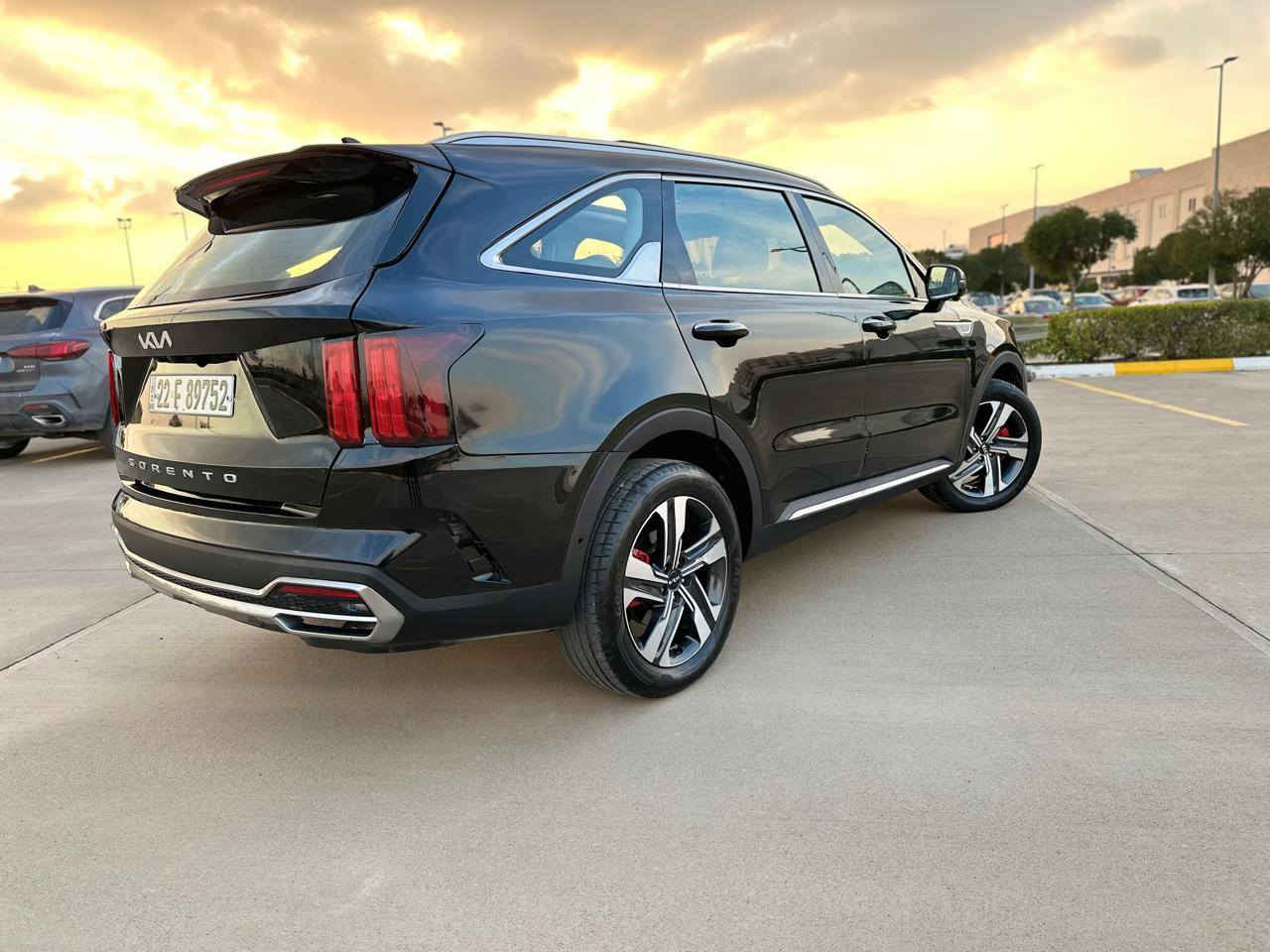 سورينتو خليجي 22022 1/1
فووول v6
 ماشيه9000k
215$ السعر
بيها حادث ومصلحينها
بونيد+جاملغ امامي+ جاملغ خلفي+ تكمه باب
للتواصل واستفسارا اكثر
*********** واتس
***********اسيا
