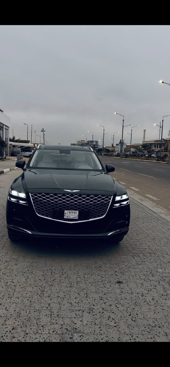 السلام عليكم من رخصة الادمن  للتوضيح السياره مابيها ولا قطعة صبغ  فقط البنيد ووضحت بالصور صورة الحادث ومكان صبغ البنيد
عداد المسافه / 13.000
فول مواصفات ماعدا الفتحه
كلش هواي مواصفات 
السياره جديده وجاهزه من كل النواحي
رقم شهداء بسمي 
موجود على التلفون فقط
***********
