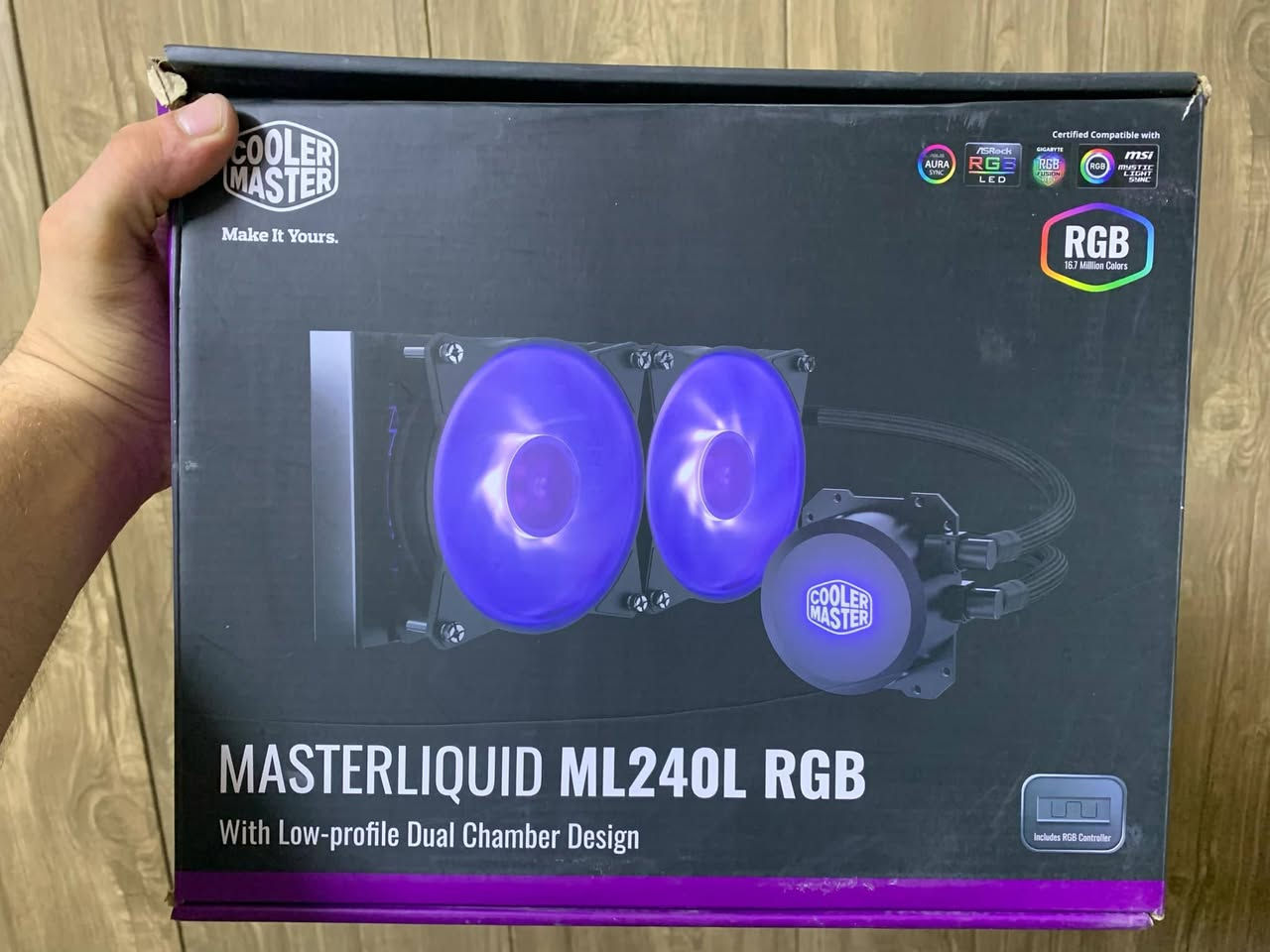 السلام عليكم
حاسبه للبيع كامله 
ميز وكرسي عاديات
سماعه hyper x cloud 2
كيبورد red dragon
ماوس logetich g502
شاشة 27 165hz samsung g5 معروفه تخبل مقوسه
السعر 1,350,000
المواصفات مذكوره بالصور
واتساب فقط "***********"
