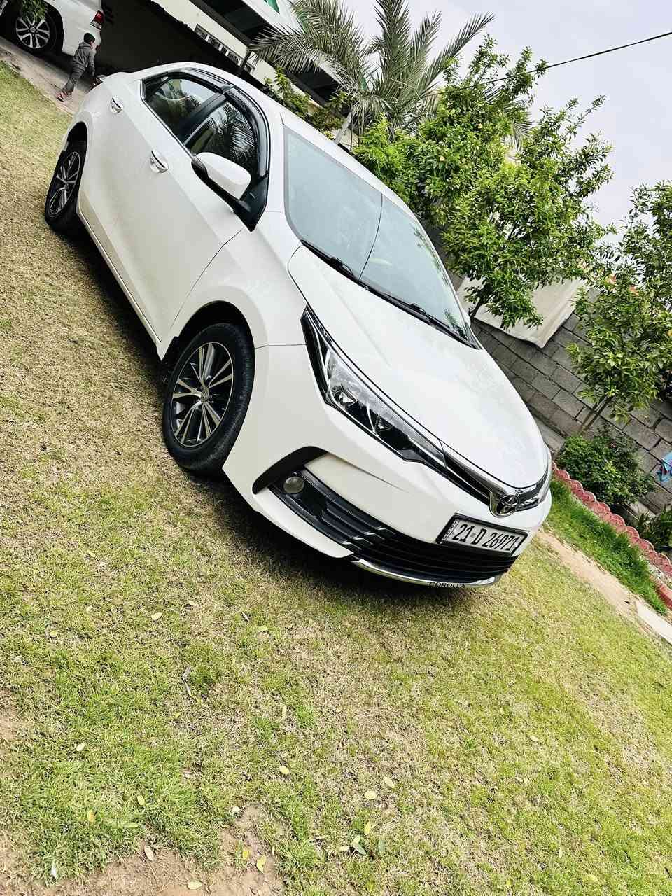 السلام عليكم.تيوتا كورلا خليجي ياباني اصل موديل 2017  مكفولة كفاله عامه سونارات اثنين مع المنشور مكينه 20 مواصفات تحكم ستيرن جهتين مانع انزلاق نضام سبورت ايكو حساس امامي وخلفي كاميرا شاشه كبيره اشاير بالمري  سيارة جديده شرط على وضع الشركه السعر 157 او بيها مجال للشراي مكان السياره ديالى المقداديه ***********
